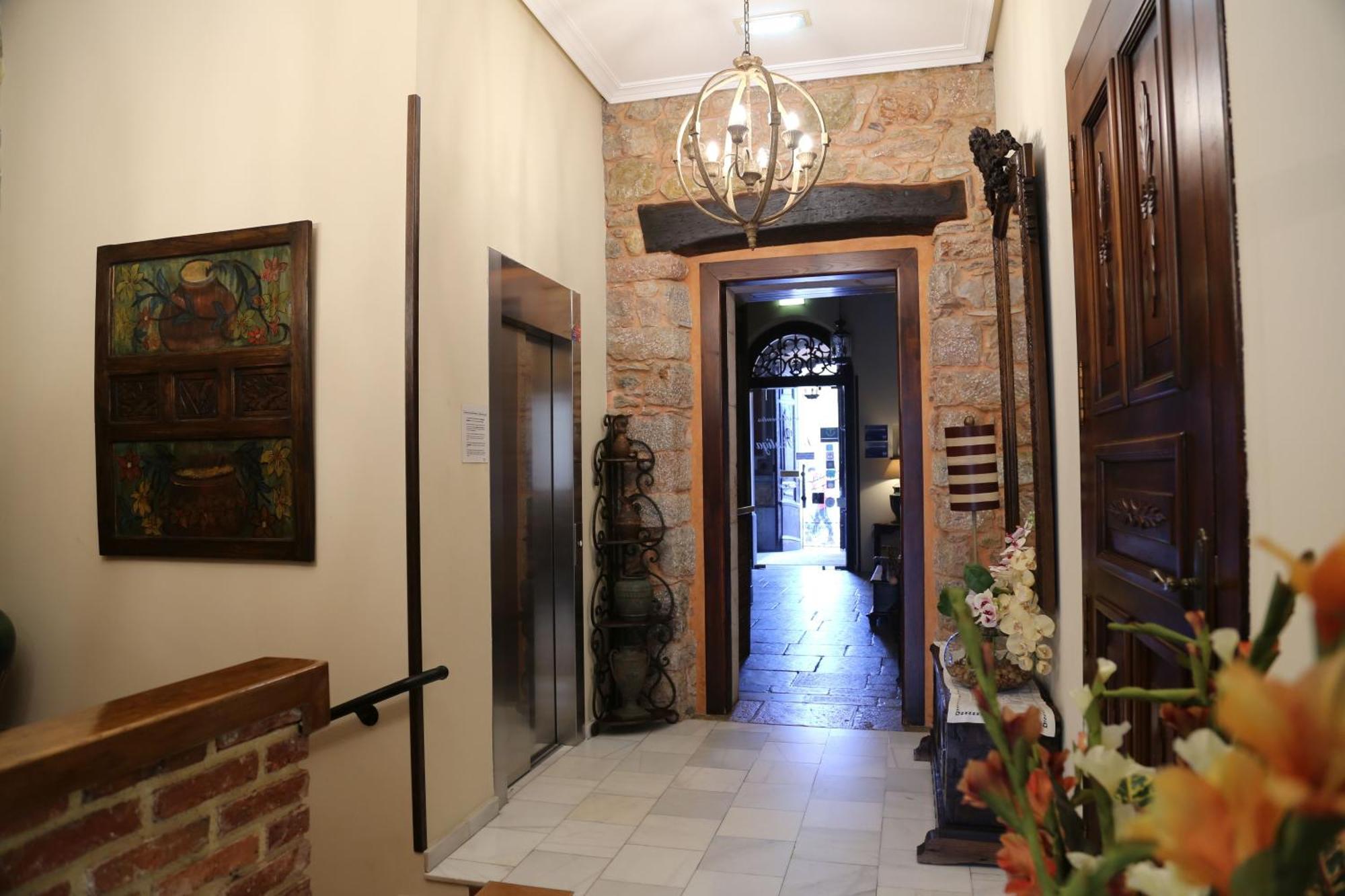 Apartamentos La Pontiga *** Infiesto Exterior foto